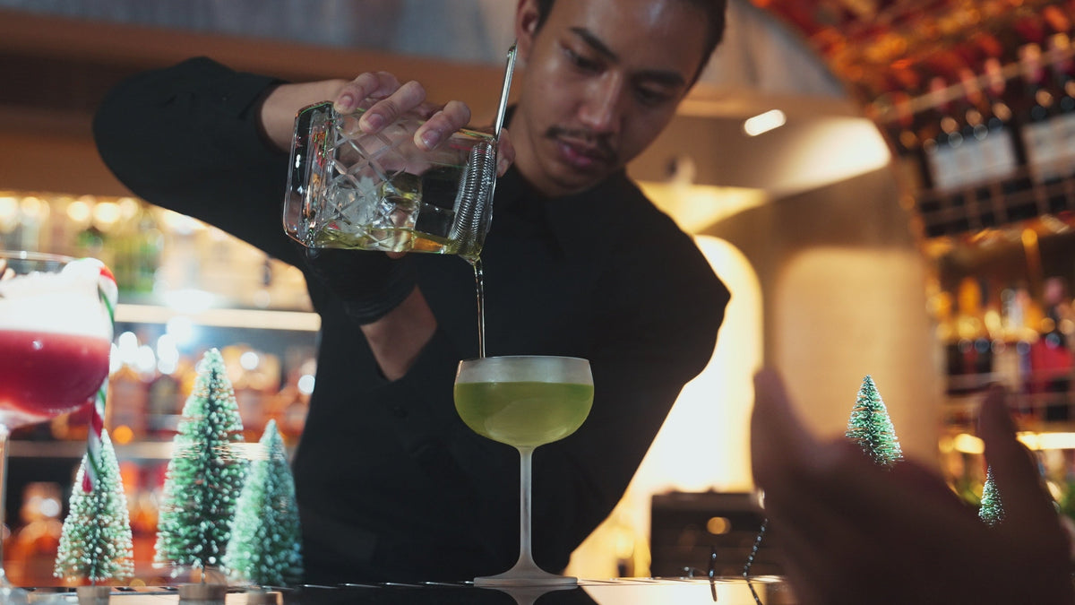 What Makes Japanese Cocktail Bars So Special?