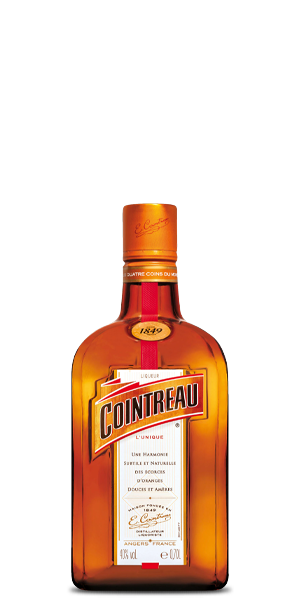 202103125_cointreau_orange_liqueur_shadow_original.png