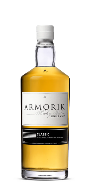 Armorik-Classic-Single-Malt-Whisky-Shadow_1.png