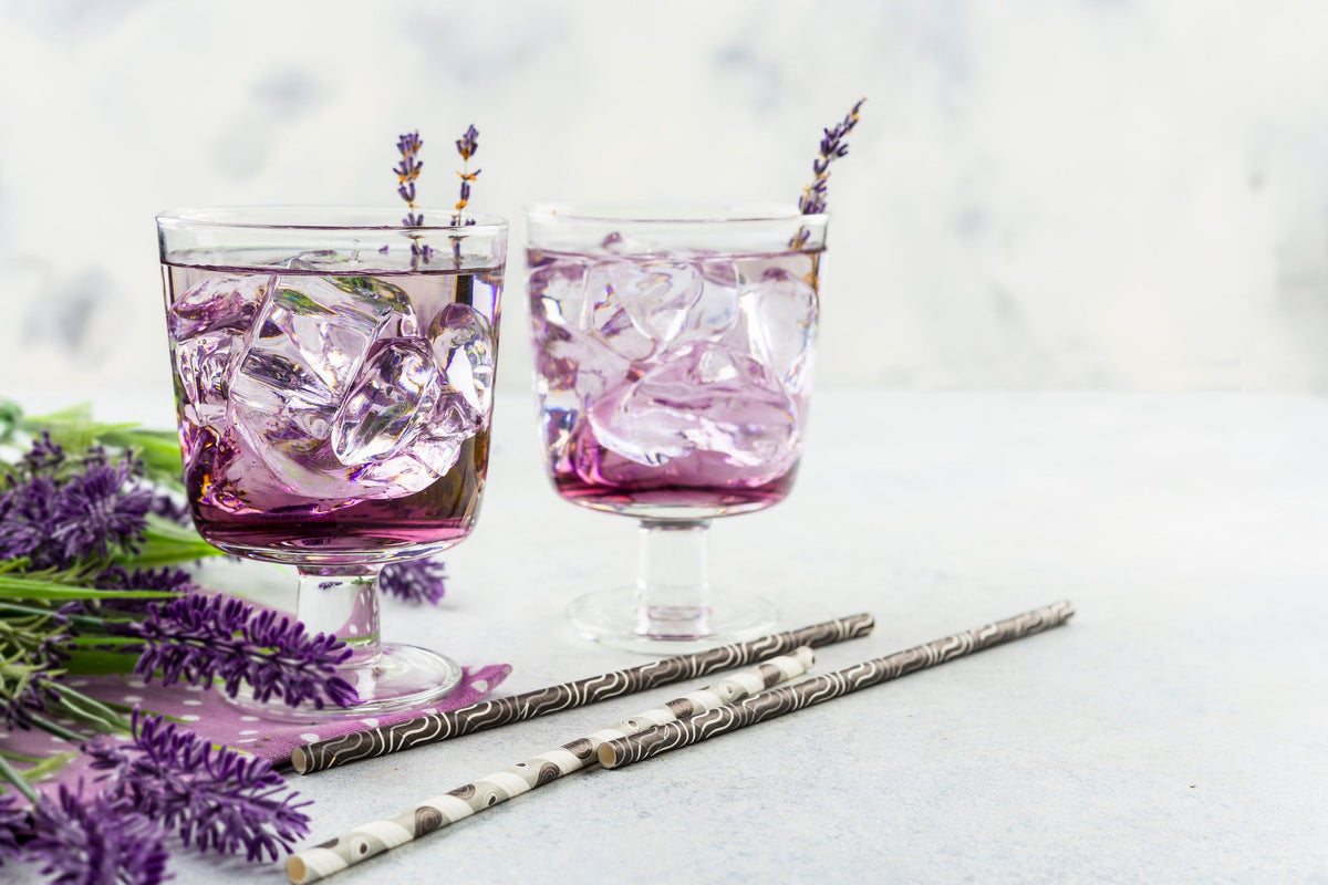 This Is How the Cool People Will Be Drinking Gin in 2017