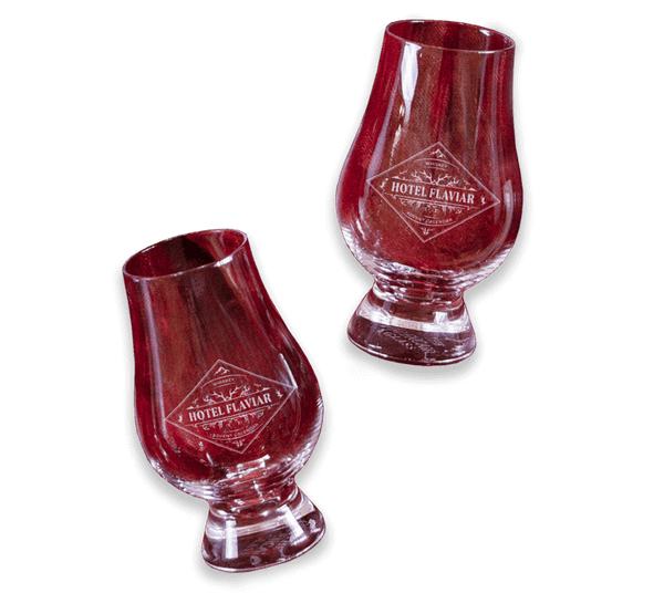 <p><strong>2 </strong>collectable<strong> Glencairn tasting glasses</strong> for sharing</p>